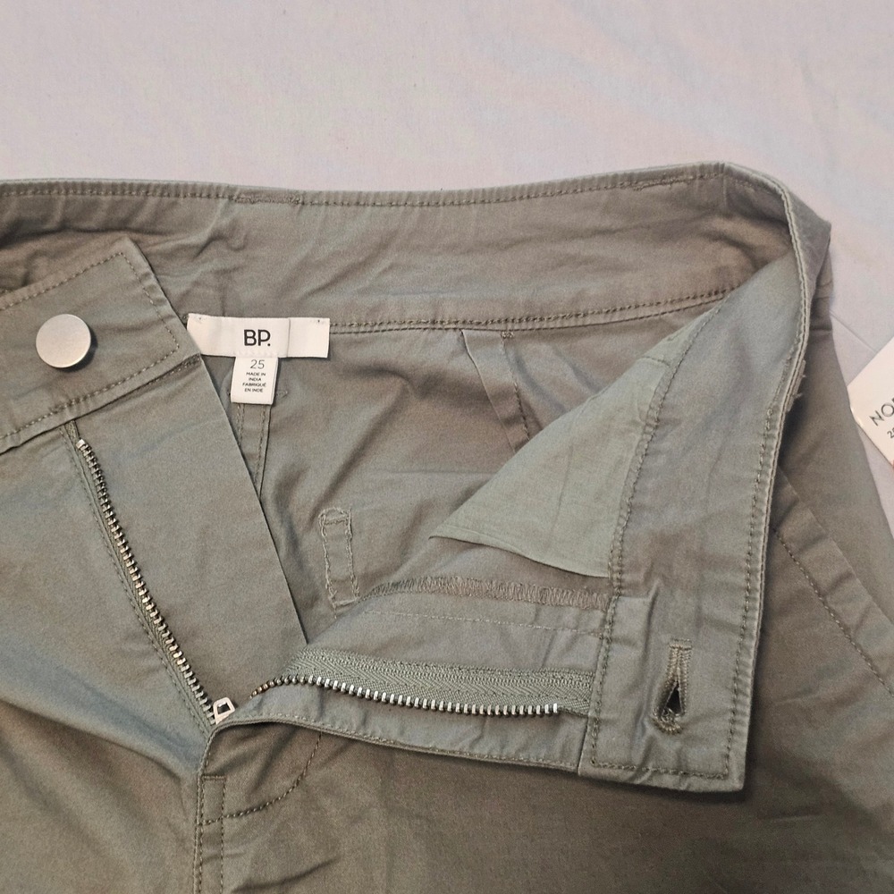 BP. Nordstrom Size 25 Sage Green Wide Leg Flat Front Chino Pants 1114 - Picture 5 of 6